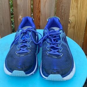 Hoka One One Gaviota Road Running Shoes. Size 9.5D Wide